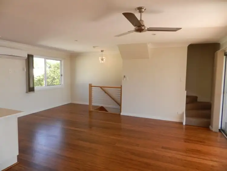Fourth view of Homely unit listing, 3/30 Beach Avenue, Tannum Sands QLD 4680