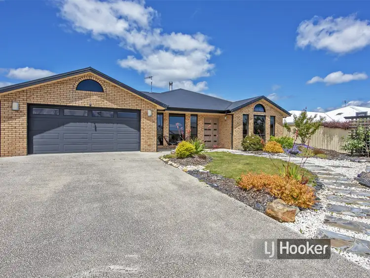 Second view of Homely house listing, 8 Maxwell Place, Wynyard TAS 7325