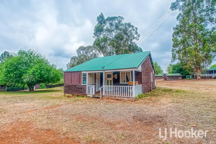 Cottage 5 Nyamup Road (Dingup), Manjimup WA 6258