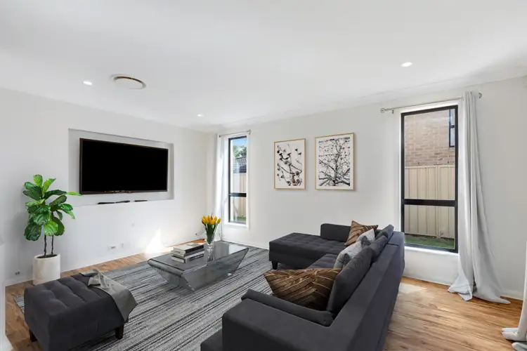 Fifth view of Homely house listing, 7 Greenhaven Circuit, Woongarrah NSW 2259