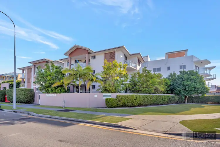 8/32 Bath Street, Labrador QLD 4215