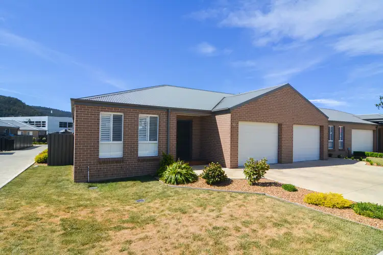 Main view of Homely unit listing, 13 Hoskins Avenue, Lithgow NSW 2790