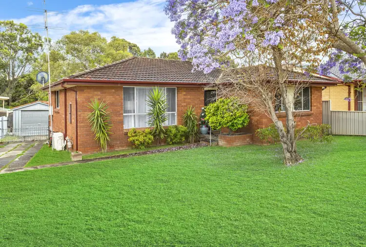 103 Devonshire Cres, Oak Flats NSW 2529