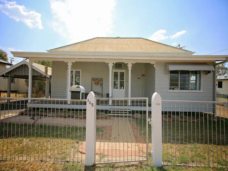 105 Charles Street, Roma QLD 4455