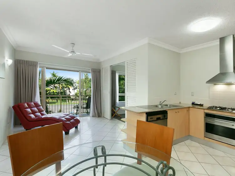 1213/2 Greenslopes Street, Cairns North QLD 4870