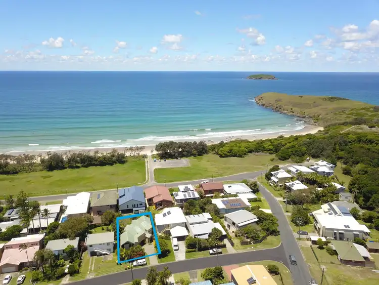 55 Blue Gum Avenue, Sandy Beach NSW 2456