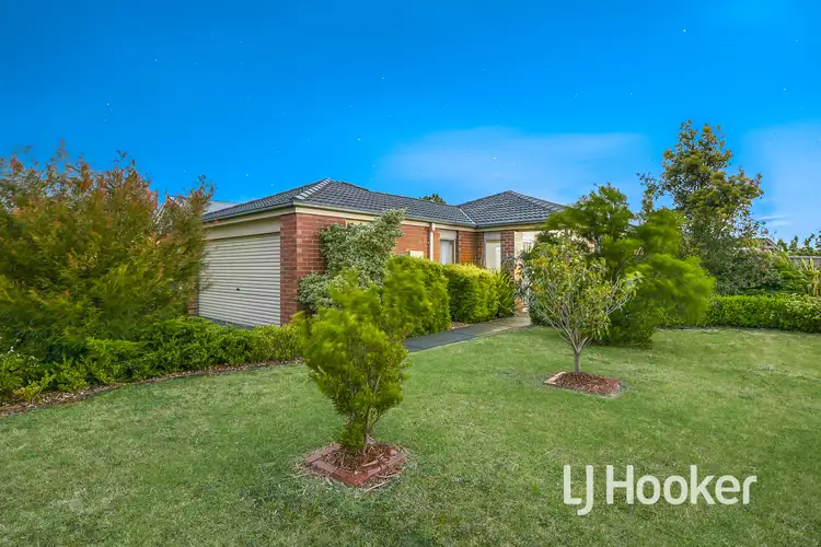 2 Arden Avenue, Pakenham VIC 3810