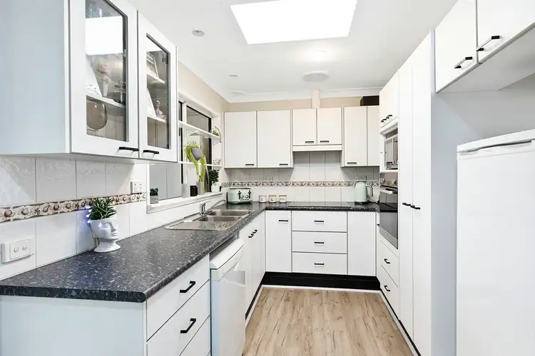 Fifth view of Homely house listing, 8 Ferndale Street, Killarney Vale NSW 2261