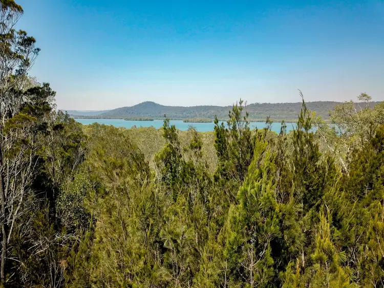 21 Highland Ridge Rd, Russell Island QLD 4184