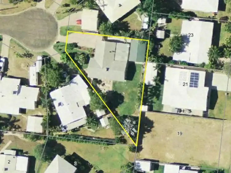 Second view of Homely house listing, 5 Barbara Crt, Emerald QLD 4720