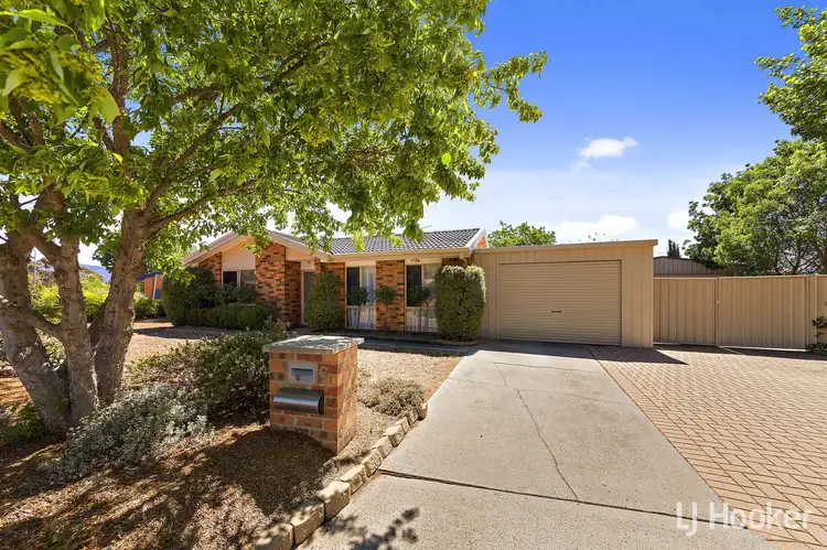 6 Lethbridge Street, Conder ACT 2906