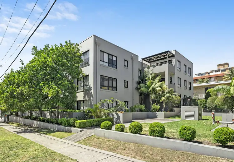 Fifth view of Homely unit listing, 1/3-11 Hawkesbury Avenue, Dee Why NSW 2099