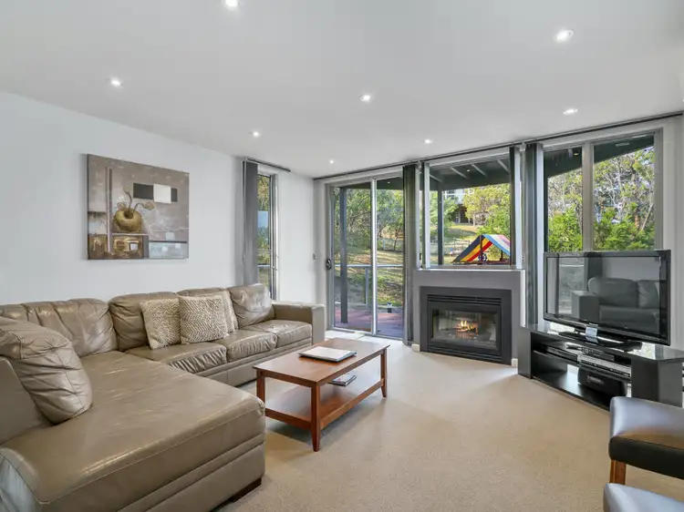 6/2-18 Nicholas Avenue, Metung VIC 3904