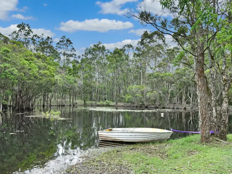 62 Tuckers Lane, North Rothbury NSW 2335
