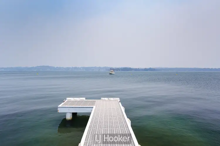 171 Coal Point Road, Coal Point NSW 2283