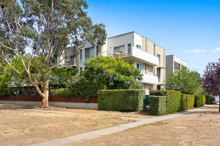 9/123 Lowanna Street, Braddon ACT 2612