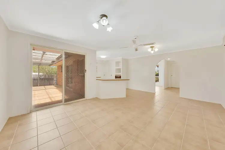 Sixth view of Homely house listing, 4 Fairbairn Place, Clinton QLD 4680