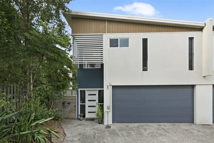 4/127 Pohlman Street, Southport QLD 4215