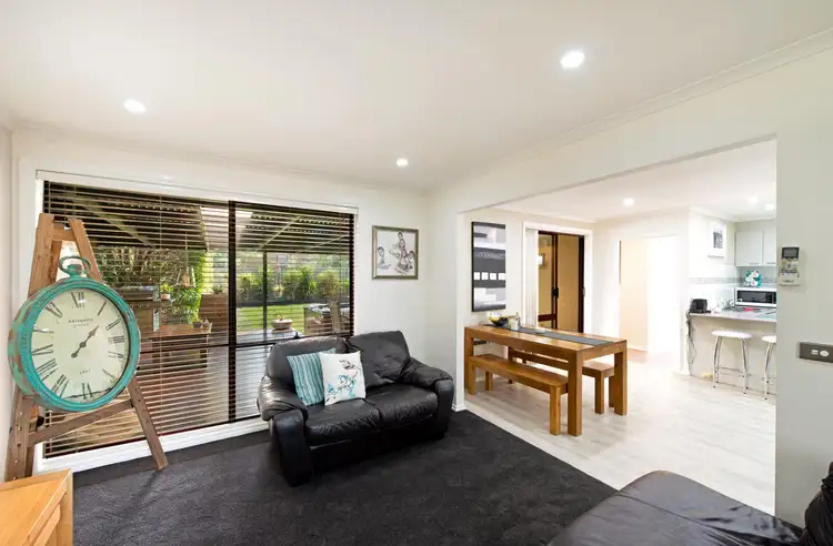 Fifth view of Homely house listing, 8 Carss Place, Charnwood ACT 2615