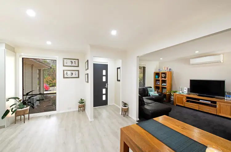 Sixth view of Homely house listing, 8 Carss Place, Charnwood ACT 2615