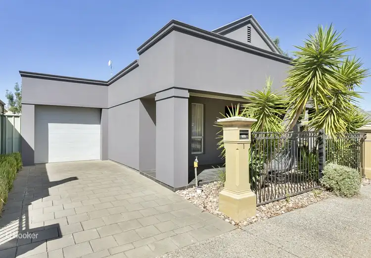 1 Sugarloaf Lane, Mawson Lakes SA 5095