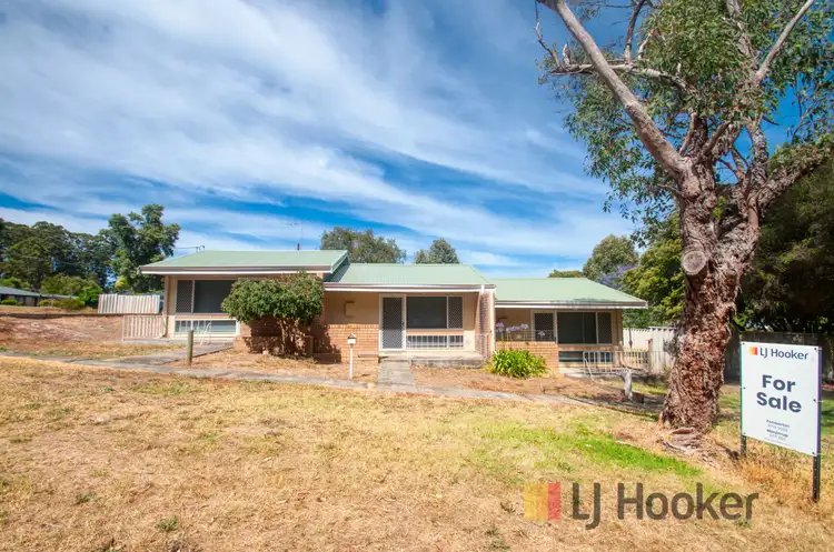 16 Widdeson Street, Pemberton WA 6260