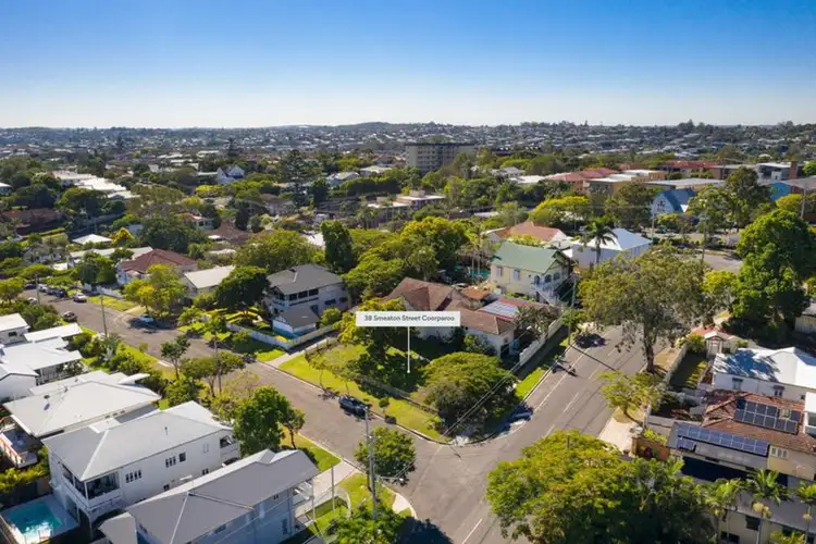 38 Smeaton Street, Coorparoo QLD 4151