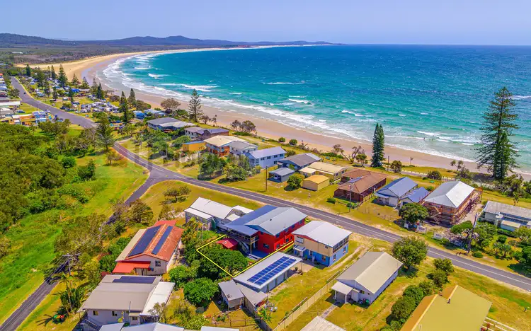 112 Ocean Road, Brooms Head NSW 2463