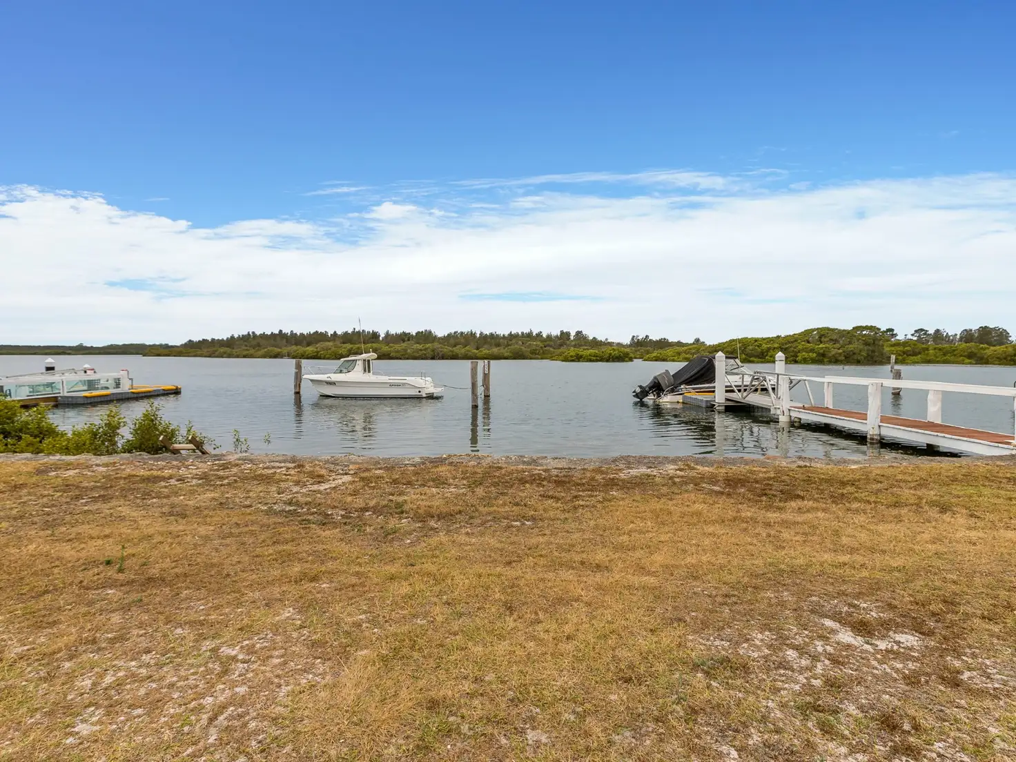 Main view of Homely unit listing, 1/4 Jacob Street, Tea Gardens NSW 2324