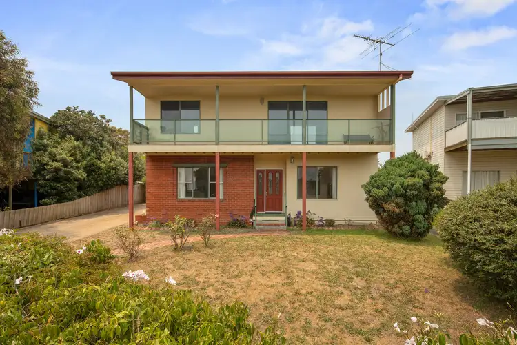 34 Champ Elysees Esplande, Coronet Bay VIC 3984