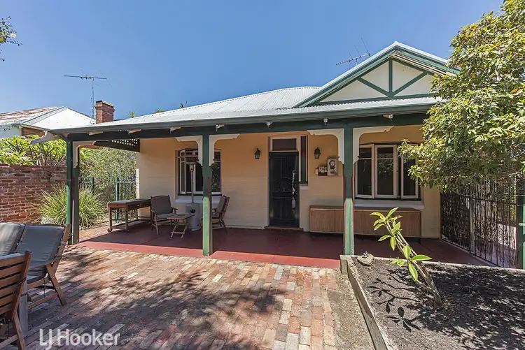 71 Kitchener Avenue, Victoria Park WA 6100
