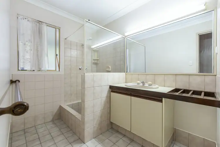 Sixth view of Homely house listing, 11 Gymea Court, Armadale WA 6112
