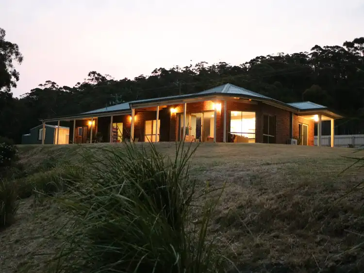 2/484 Binalong Bay Road, St Helens TAS 7216