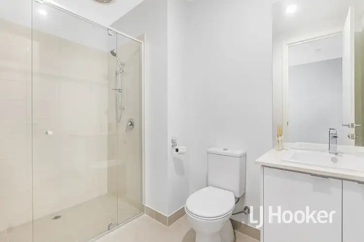 Fifth view of Homely house listing, 5 Gotch Place, Clyde VIC 3978