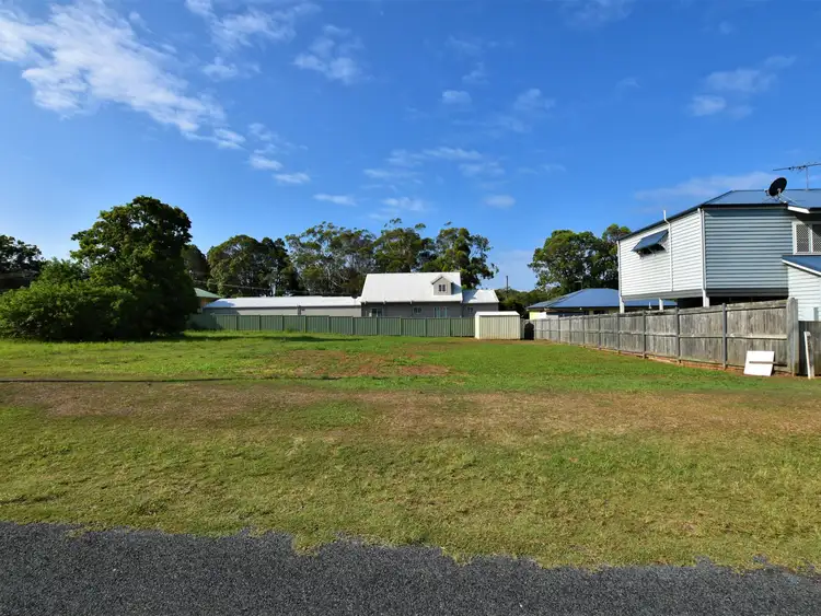 65 Laurel Street, Russell Island QLD 4184