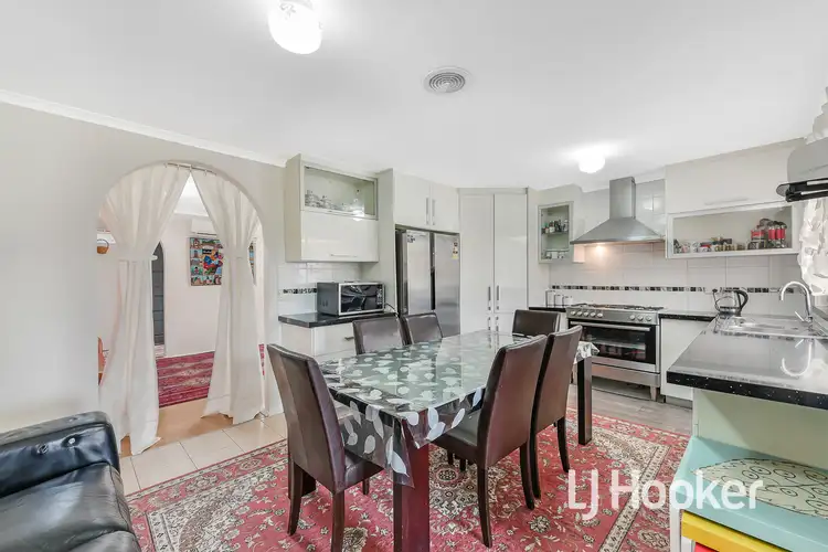 Fifth view of Homely house listing, 3 Medinah Rise, Hampton Park VIC 3976