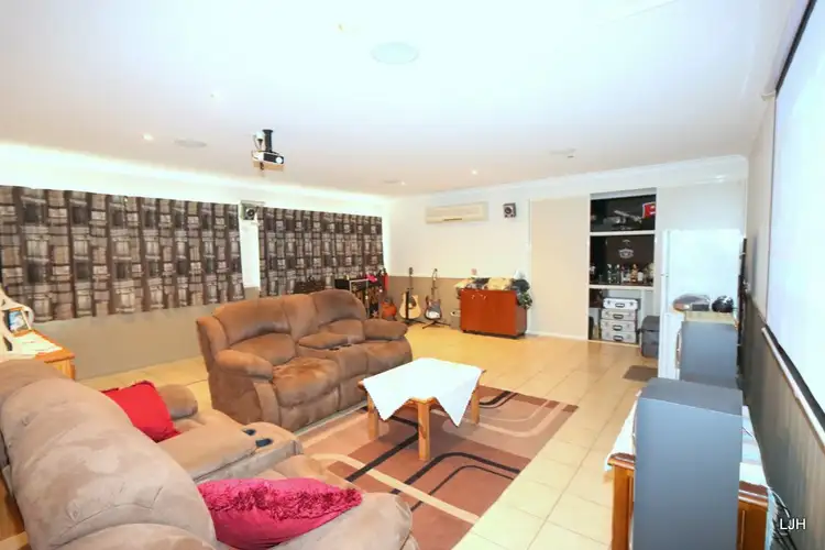 Sixth view of Homely house listing, 48 Crinum Crescent, Emerald QLD 4720