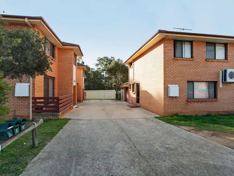 11 Rudd Rd, Leumeah NSW 2560