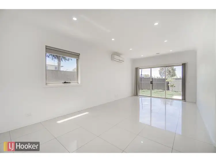 Sixth view of Homely townhouse listing, 7 Champion Parade, Craigieburn VIC 3064