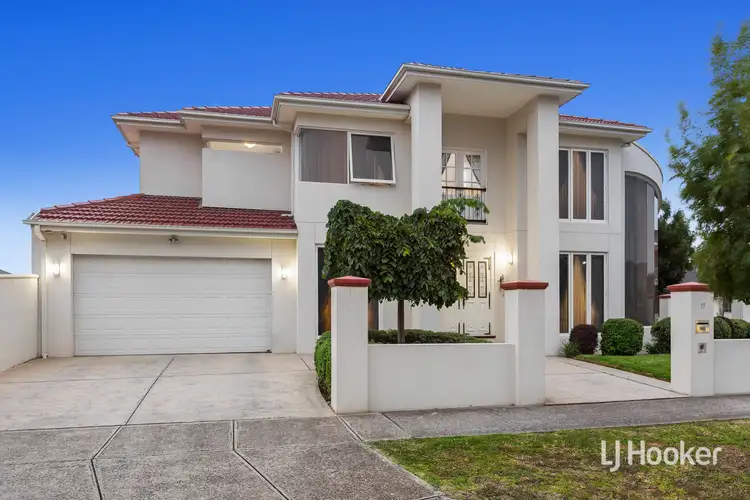 17 Fairways Boulevard, Deer Park VIC 3023