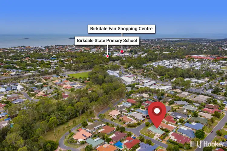 Third view of Homely house listing, 7 Almond Avenue, Birkdale QLD 4159