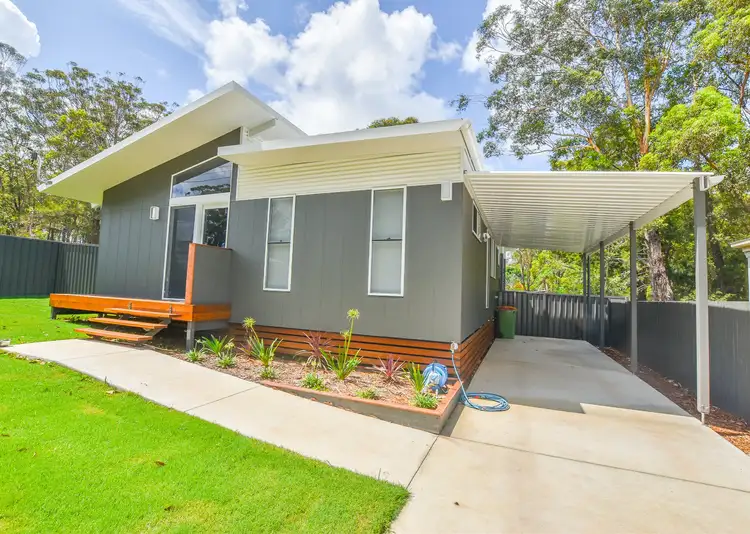 30 Pia St, Russell Island QLD 4184