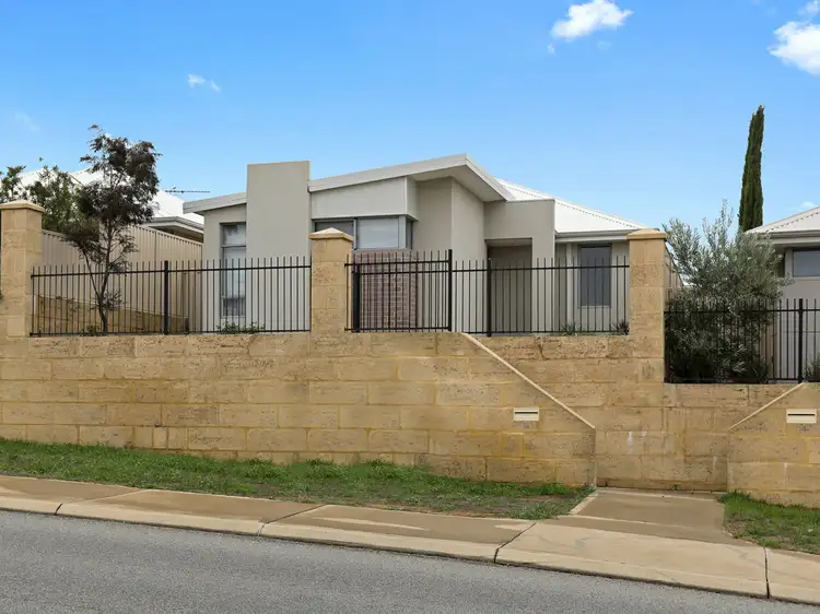 16 McLaren Avenue, Beeliar WA 6164