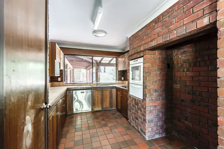 Second view of Homely house listing, 27 Canter Court, Orange Grove WA 6109