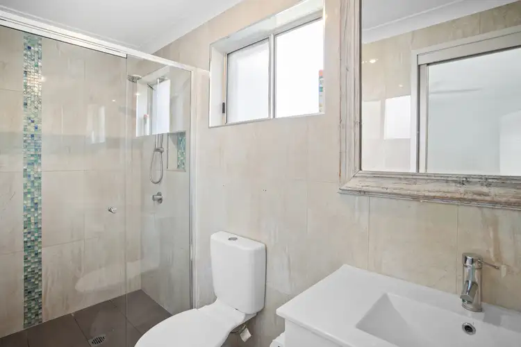 Sixth view of Homely house listing, 2 Bell Close, Mardi NSW 2259