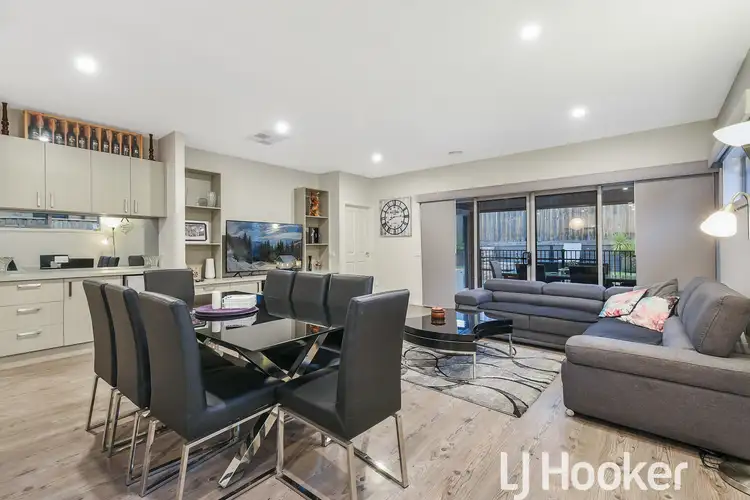 Fifth view of Homely house listing, 33 Wakehurst Way, Officer VIC 3809