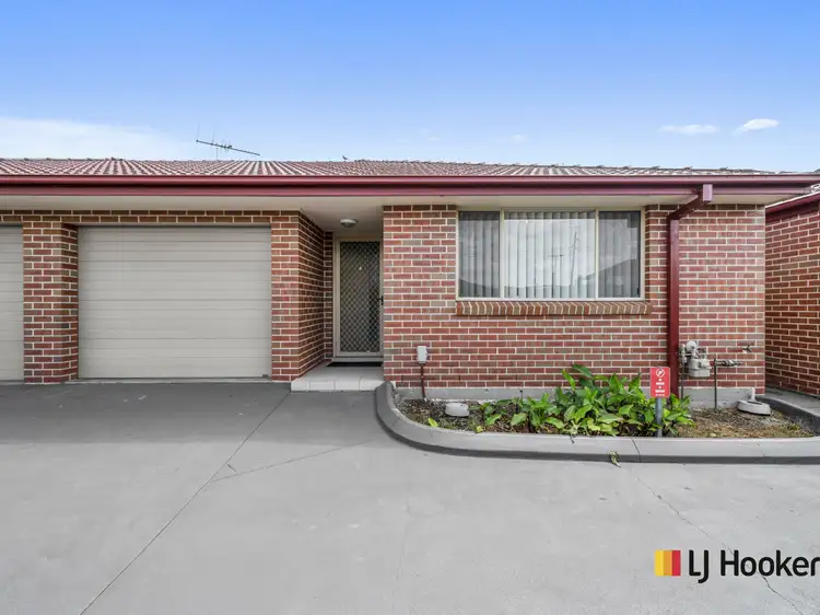 Main view of Homely villa listing, 4/112 Fairfield Road, Guildford NSW 2161