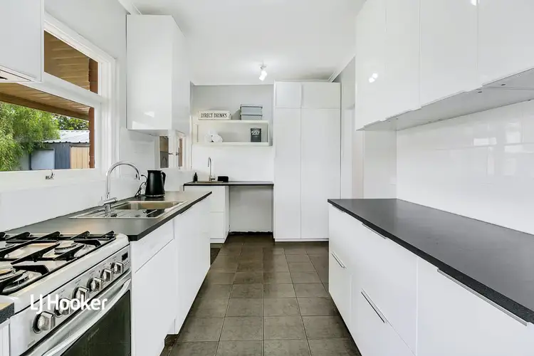 Sixth view of Homely house listing, 8 McIntosh Crescent, Brahma Lodge SA 5109