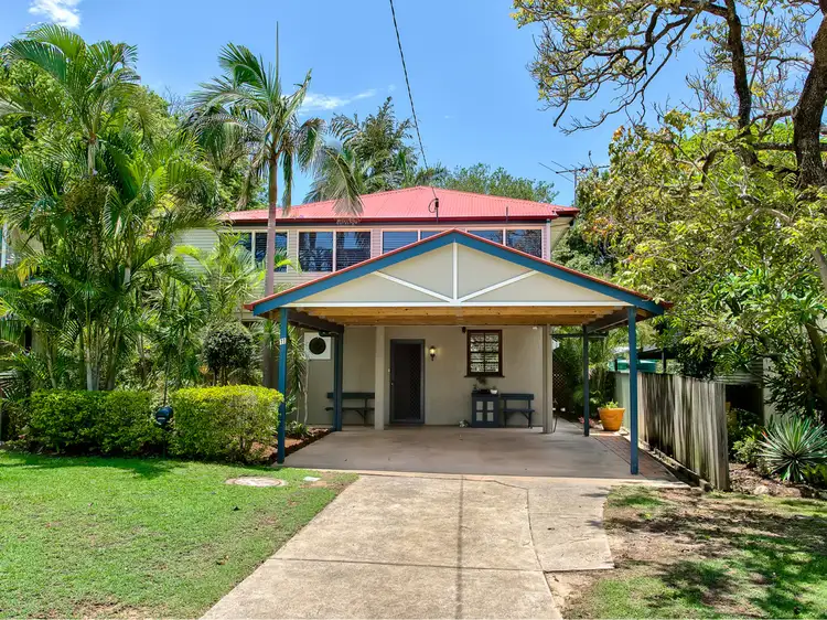 11 Burrowa Street, Stafford QLD 4053