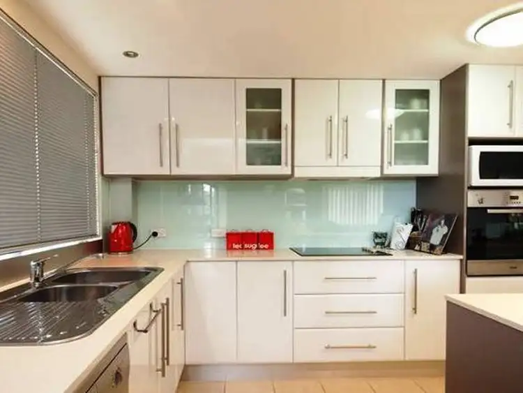 Fifth view of Homely unit listing, 4/11 Dix Street, Redcliffe QLD 4020